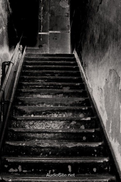Dâu Cả Máu Lạnh: Bi Kịch Ngõ Vắng