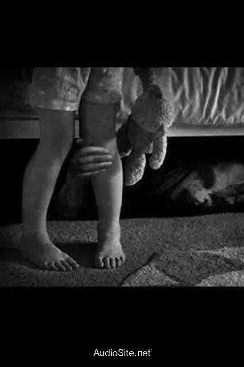 Vườn Mận Rụng Ma: Lời Nguyền Đêm Trăng